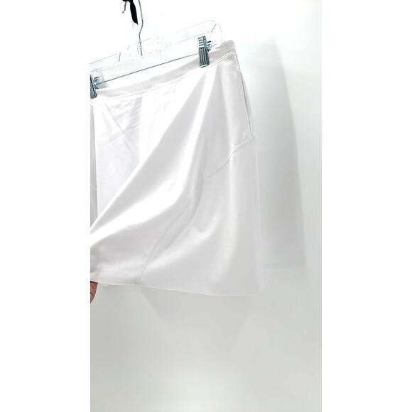 Tommy Hilfiger Sport white skort size L active wear golfing tennis pickle ball - Picture 3 of 6